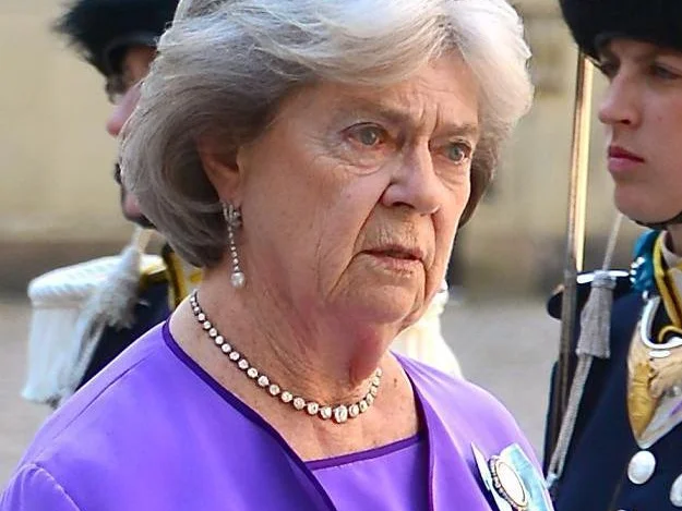 Porträtt av prinsessan Margaretha vid prinsessan Madeleines bröllop i Stockholm 2013